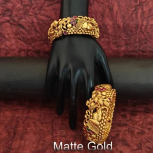 Rajwadi Polish Bangles